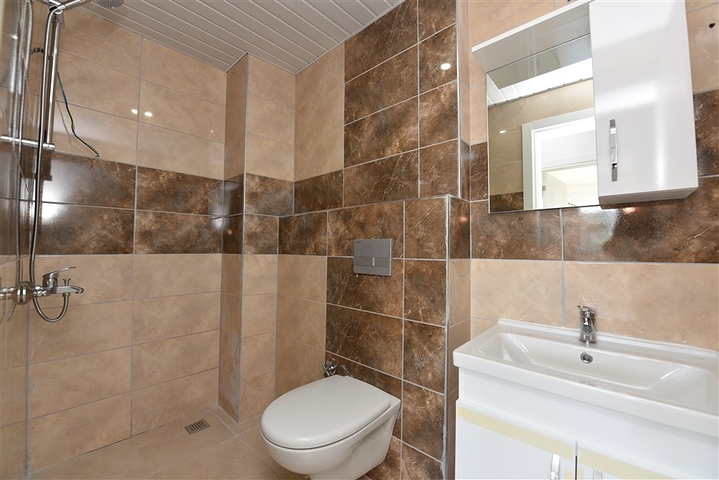 شقة ثلاث غرف وصالة - مطبخ منفصل - سعر مناسب - مهموتلار / الانيا 