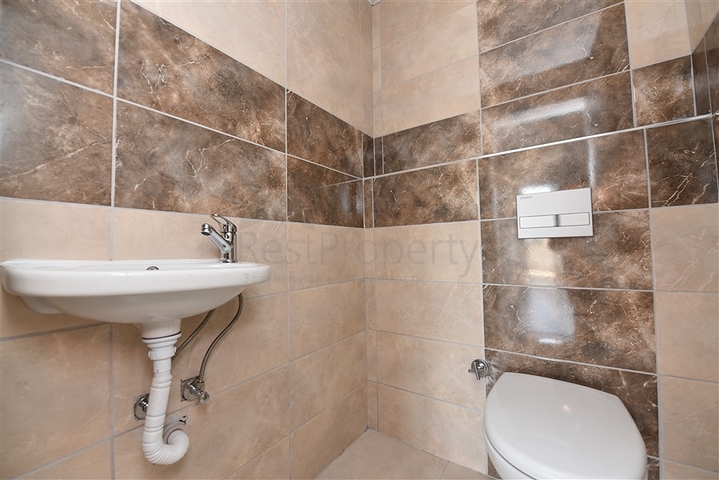 شقة ثلاث غرف وصالة - مطبخ منفصل - سعر مناسب - مهموتلار / الانيا 