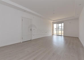 شقة ثلاث غرف وصالة - مطبخ منفصل - سعر مناسب - مهموتلار / الانيا 