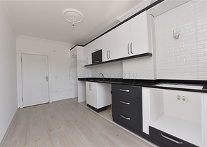 شقة ثلاث غرف وصالة - مطبخ منفصل - سعر مناسب - مهموتلار / الانيا 