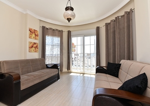 اطلالة بحر وقلعة - فيلا مستقلة مع مسبح وكراج - قريبة من مركز الانيا 