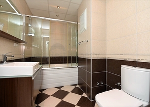 اطلالة بحر وقلعة - فيلا مستقلة مع مسبح وكراج - قريبة من مركز الانيا 