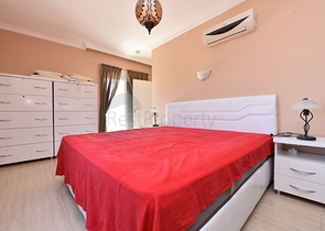 اطلالة بحر وقلعة - فيلا مستقلة مع مسبح وكراج - قريبة من مركز الانيا 