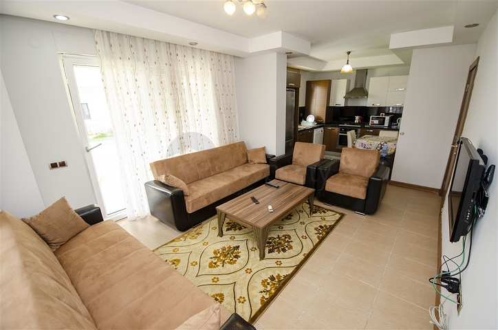 شقة بغرفة نوم واحدة مع أثاث في ليمان كونيالتي