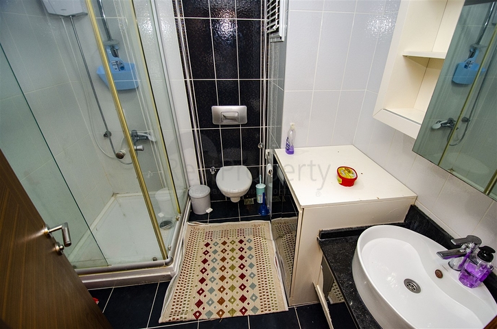 شقة بغرفة نوم واحدة مع أثاث في ليمان كونيالتي