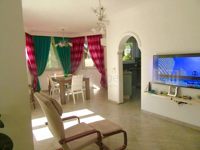 فيلا 6 + 1 في منطقة Nebiler Doshemealti