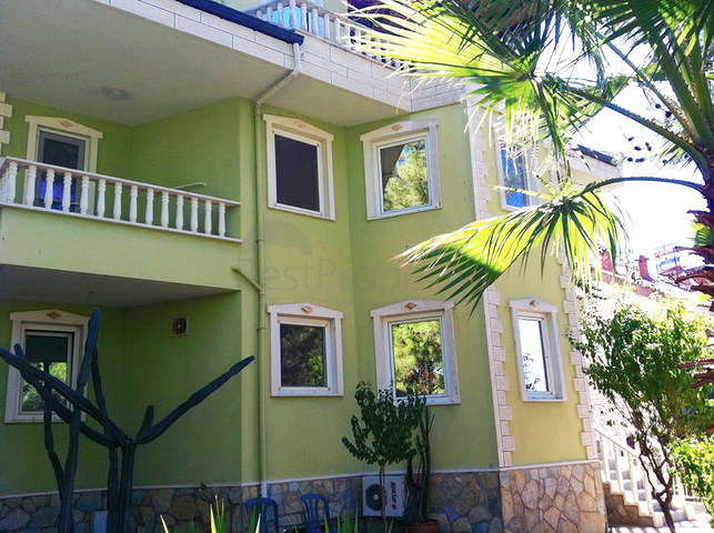 فيلا 6 + 1 في منطقة Nebiler Doshemealti