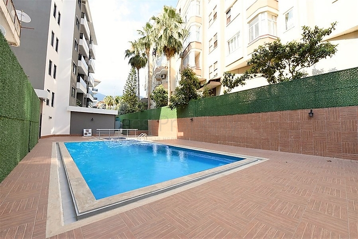 في مركز الانيا - شقق سكنية 1+1 ضمن بناء سكني حديث فاخر .