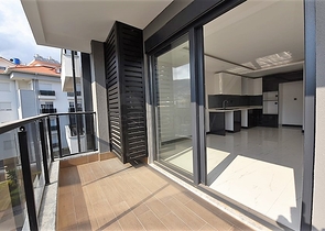 في مركز الانيا - شقق سكنية 1+1 ضمن بناء سكني حديث فاخر .