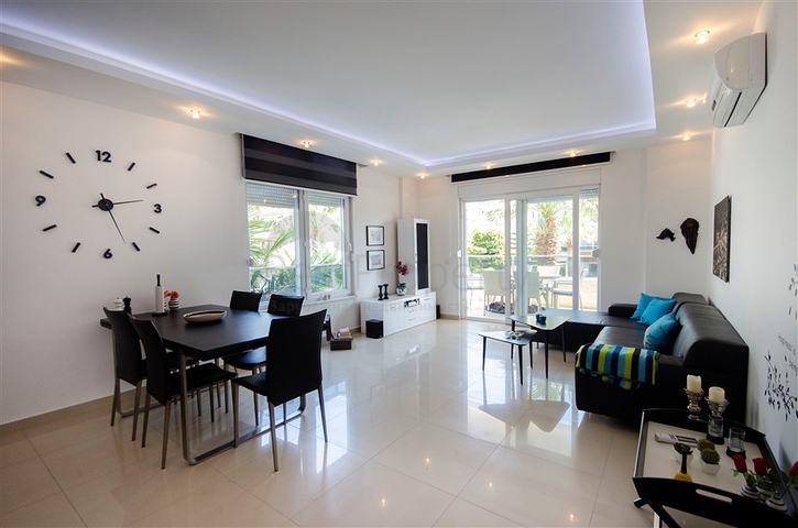 مجمع سكني فاخر - شقة عائلية مفروشة - اوبا / الانيا 