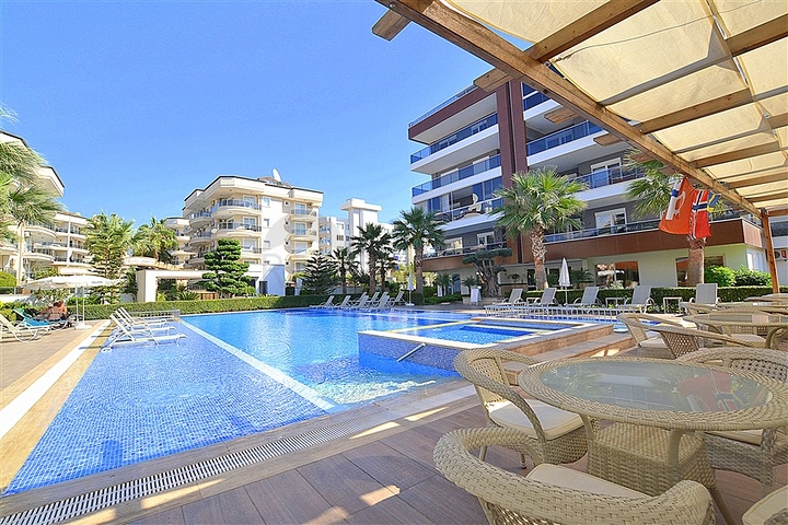 مجمع سكني فاخر - شقة عائلية مفروشة - اوبا / الانيا 