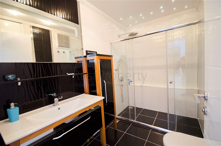 مجمع سكني فاخر - شقة عائلية مفروشة - اوبا / الانيا 