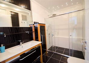 مجمع سكني فاخر - شقة عائلية مفروشة - اوبا / الانيا 