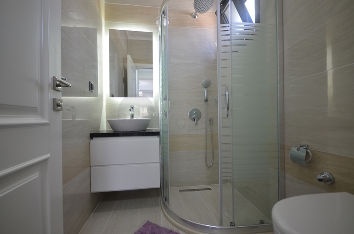 فيلا مستقلة - طابقين / اربع غرف نوم - في مدينة فتهية .