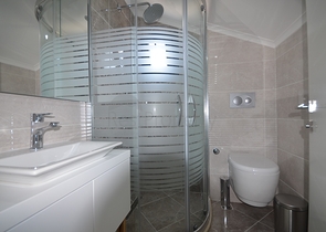 فيلا مستقلة - طابقين / اربع غرف نوم - في مدينة فتهية .