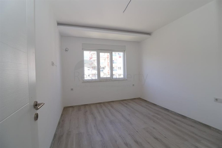 مجمع بخدمات ممتازة- شقة 2 غرفة وصالة - طابق مرتفع -مهموتلار / الانيا 