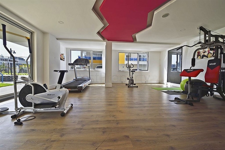 مجمع بخدمات ممتازة- شقة 2 غرفة وصالة - طابق مرتفع -مهموتلار / الانيا 