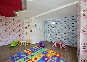 مجمع بخدمات ممتازة- شقة 2 غرفة وصالة - طابق مرتفع -مهموتلار / الانيا 