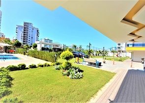 مجمع بخدمات ممتازة- شقة 2 غرفة وصالة - طابق مرتفع -مهموتلار / الانيا 