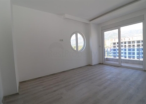 مجمع بخدمات ممتازة- شقة 2 غرفة وصالة - طابق مرتفع -مهموتلار / الانيا 