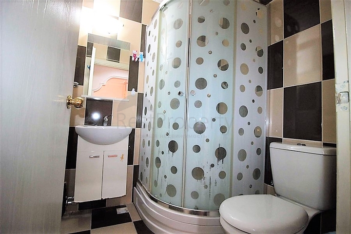 للراغبين بالاستثمار - شقة بسعر منافس في منطقة اوبا المركزية / الانيا 