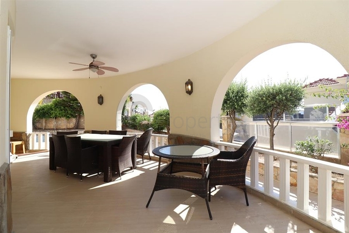 فيلا مستقلة - اطلالة بحر - 3 غرفة وصالة مفروشة - كارجي جاك / الانيا 