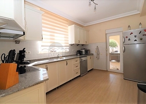 فيلا مستقلة - اطلالة بحر - 3 غرفة وصالة مفروشة - كارجي جاك / الانيا 