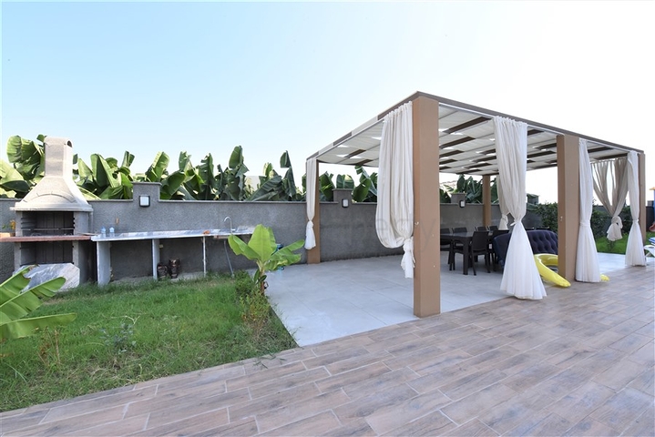 للمستثمرين - مجمع سكني قيد الانشاء - قريب من البحر -منطقة كارجي جاك / الانيا