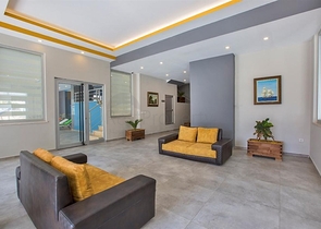 شقة غرفة وصالة -واسعة - مجمع حديث - مهموتلار / الانيا 