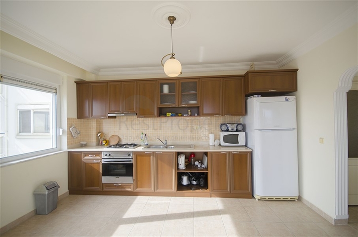 شقة عائلية واسعة - مجمع سكني - منطقة هادئة -جيكجلي / الانيا 