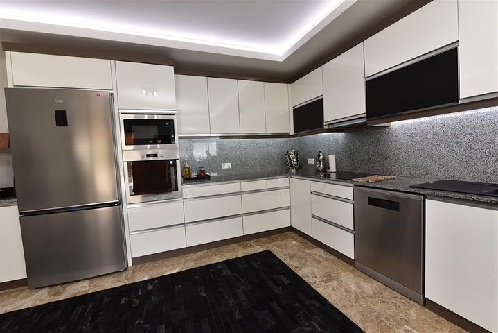 فيلا الاحلام - اطلالة بحر ساحرة -فيلا فاخرة مستقلة - في كارجي جاك / الانيا 