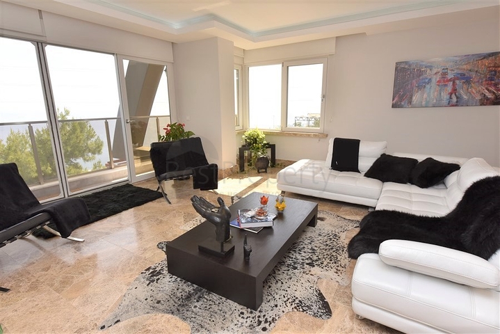 فيلا الاحلام - اطلالة بحر ساحرة -فيلا فاخرة مستقلة - في كارجي جاك / الانيا 