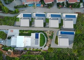 مشروع فلل حديثة - اطلالة بحر وقلعة - امكانية الدفع بالاقساط / الانيا 