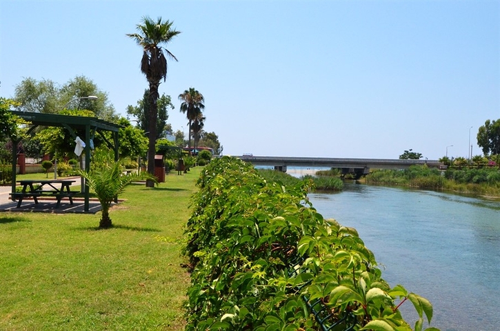 اطلالة على النهر - دوبلكس 2 غرفة وصالة -ضمن مجمع فاخر - كاستل / الانيا 