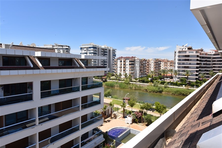 اطلالة على النهر - دوبلكس 2 غرفة وصالة -ضمن مجمع فاخر - كاستل / الانيا 