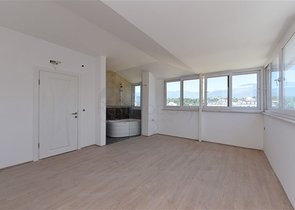 اطلالة على النهر - دوبلكس 2 غرفة وصالة -ضمن مجمع فاخر - كاستل / الانيا 