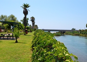 اطلالة على النهر - دوبلكس 2 غرفة وصالة -ضمن مجمع فاخر - كاستل / الانيا 