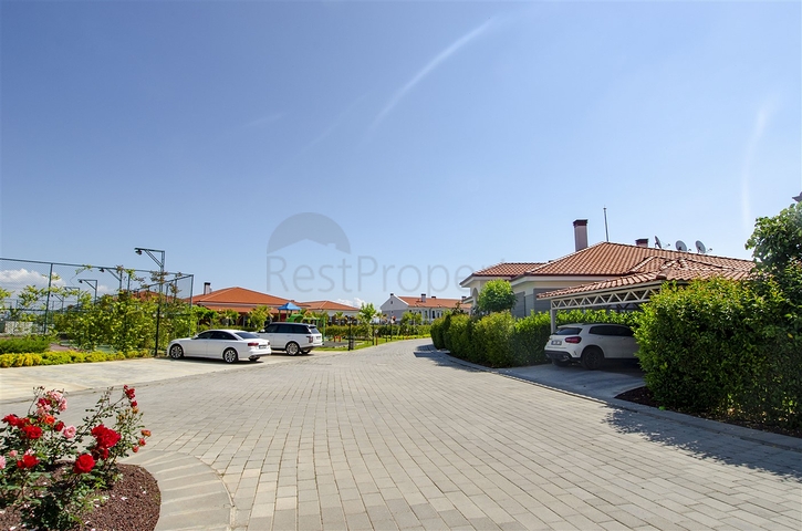 فيلا 3 + 1 في مجمع في منطقة دوشيمالتي أنطاليا