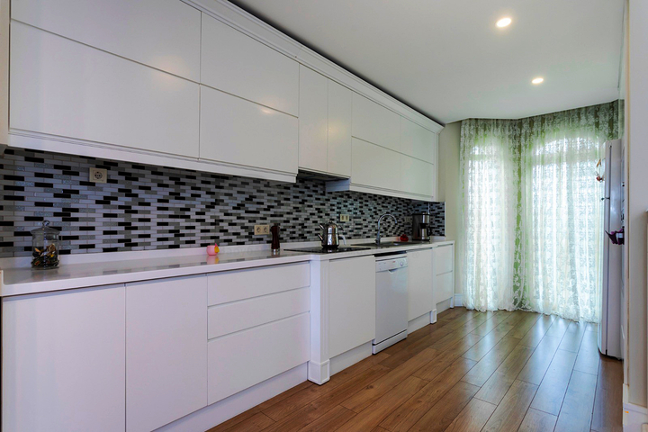 فيلا 3 + 1 في مجمع في منطقة دوشيمالتي أنطاليا