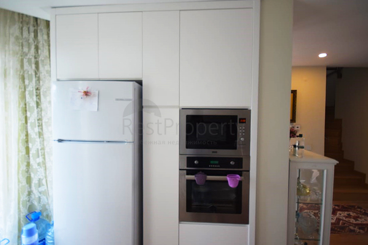 فيلا 3 + 1 في مجمع في منطقة دوشيمالتي أنطاليا