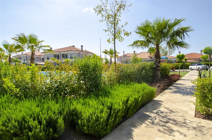 فيلا 3 + 1 في مجمع في منطقة دوشيمالتي أنطاليا