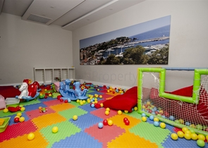 فيلا 3 + 1 في مجمع في منطقة دوشيمالتي أنطاليا