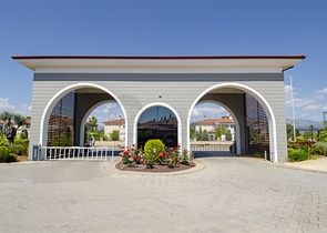 فيلا 3 + 1 في مجمع في منطقة دوشيمالتي أنطاليا