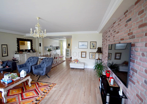 فيلا 3 + 1 في مجمع في منطقة دوشيمالتي أنطاليا