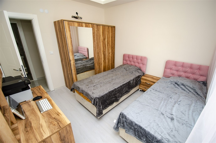 شقة 3 + 1 مع الأثاث في سارسو كونيالتي