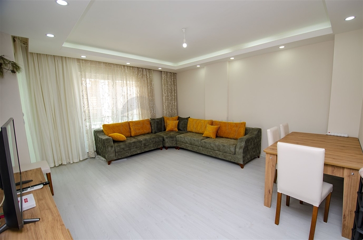 شقة 3 + 1 مع الأثاث في سارسو كونيالتي