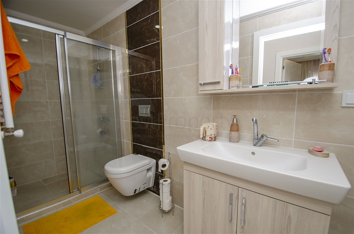 شقة 3 + 1 مع الأثاث في سارسو كونيالتي