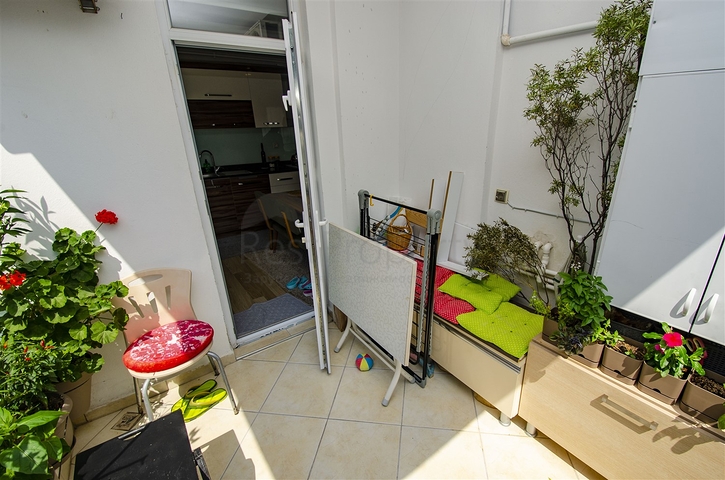 شقة من غرفتي نوم مع أثاث في كونيالتي أنطاليا