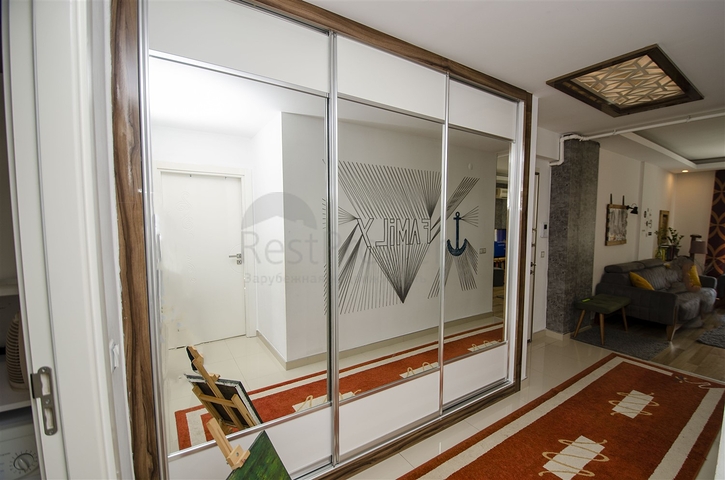 شقة من غرفتي نوم مع أثاث في كونيالتي أنطاليا