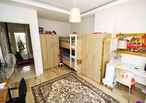 شقة من غرفتي نوم مع أثاث في كونيالتي أنطاليا